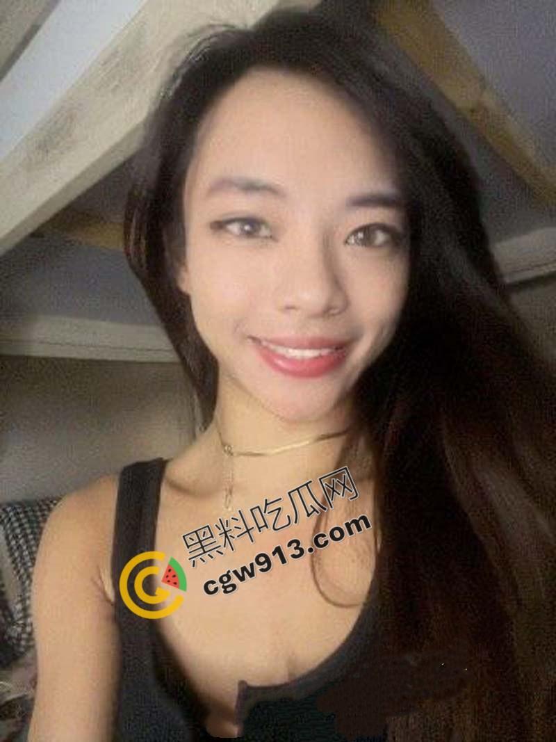 香港清纯幼教王露兒私底下发浪,吸毒自拍勾搭金主,私生活混乱,男友曝光不雅视频-8