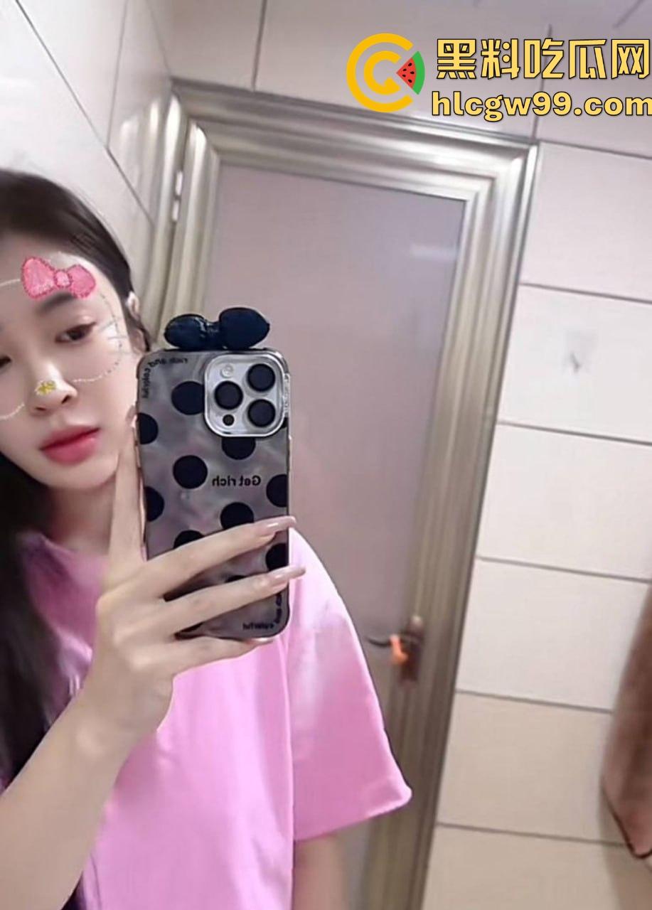 10后台球天才【夏浩然】跟大奶女裁判【然然】房间打台球,场上挥杆不忘场下大力高杆吸库, 一夜激战录音曝光!-8