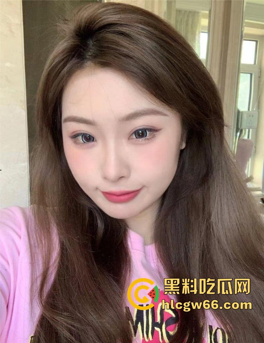 大连理工大学【周诗琦】与男友做爱私拍泄密 超清纯的小女友没想到在私下却极为淫荡!-5