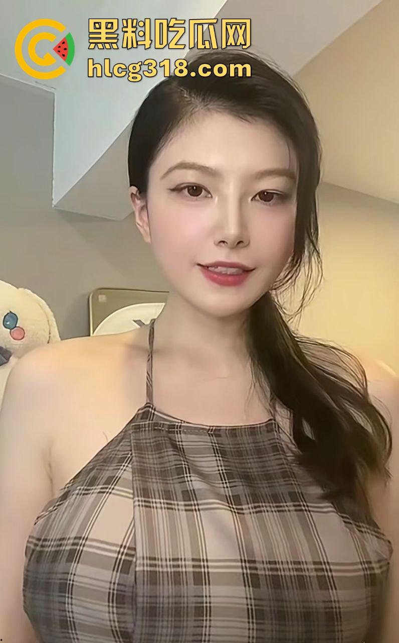 抖音极品网红【枫夫人】性爱视频曝光!顶级巨乳反差御姐,瓦学弟你们的妈妈来了!-6