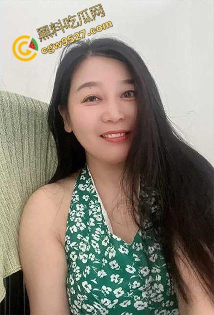 海角乱伦【妈妈的味道】!出差途中偷会干妈,酒店浴室后入激战,床上解锁新体位,无套内射爽翻天-3