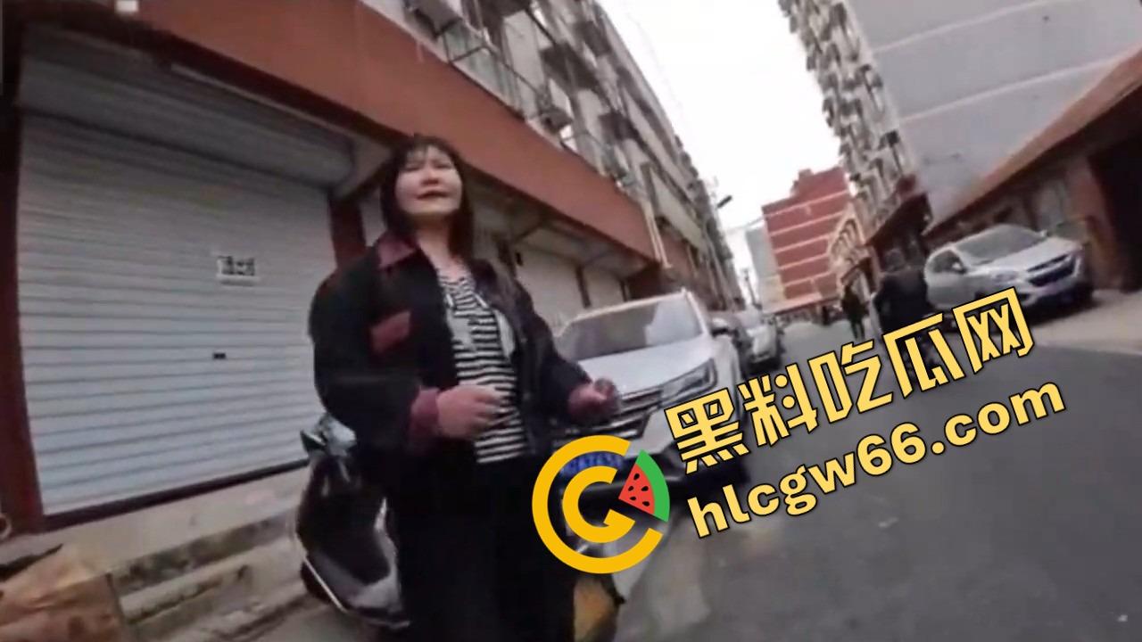 河北燕郊城中村50块一个站街女,巷子里排队等着你上,嘴活猛床技野,群众里面最好不要有坏人!-11