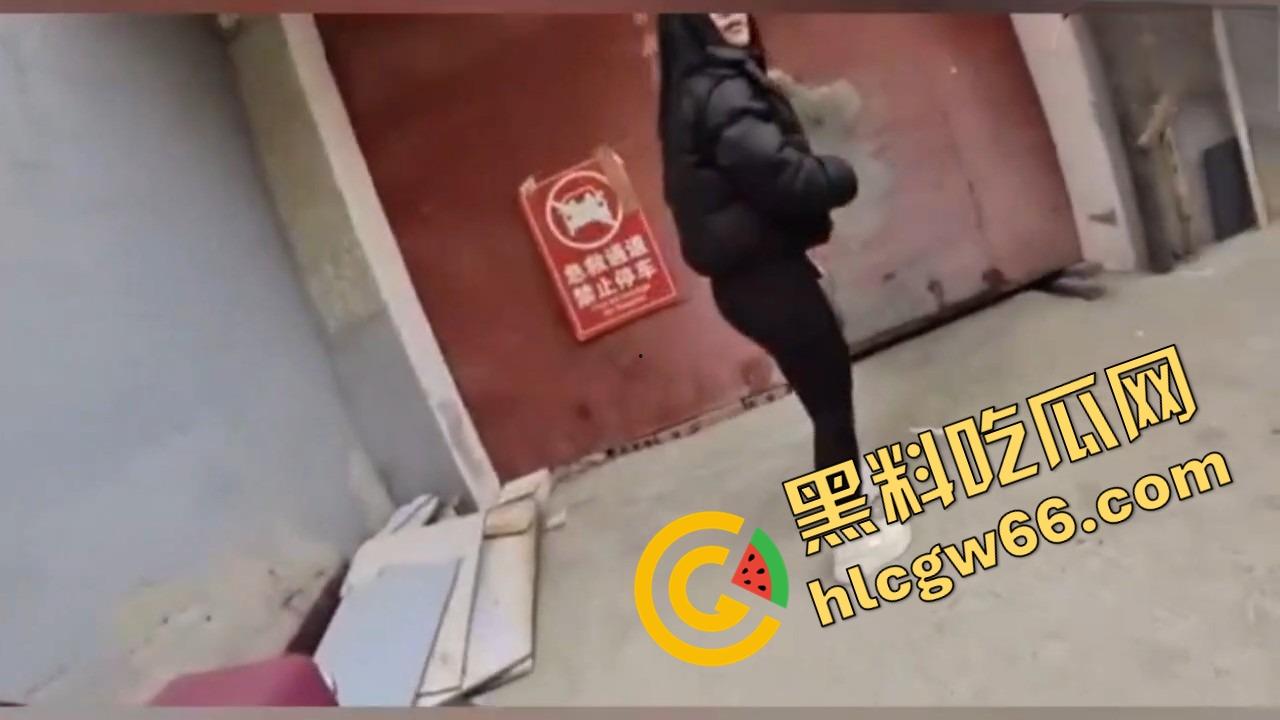 河北燕郊城中村50块一个站街女,巷子里排队等着你上,嘴活猛床技野,群众里面最好不要有坏人!-14