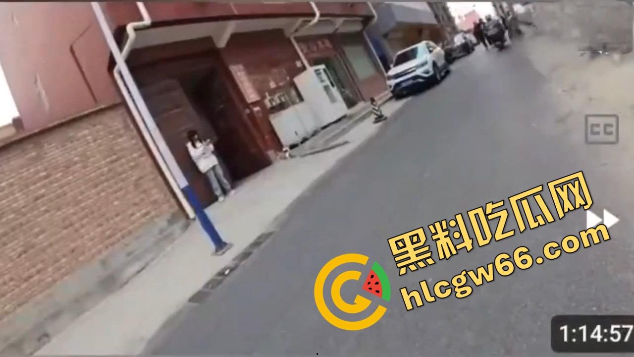 河北燕郊城中村50块一个站街女,巷子里排队等着你上,嘴活猛床技野,群众里面最好不要有坏人!-17