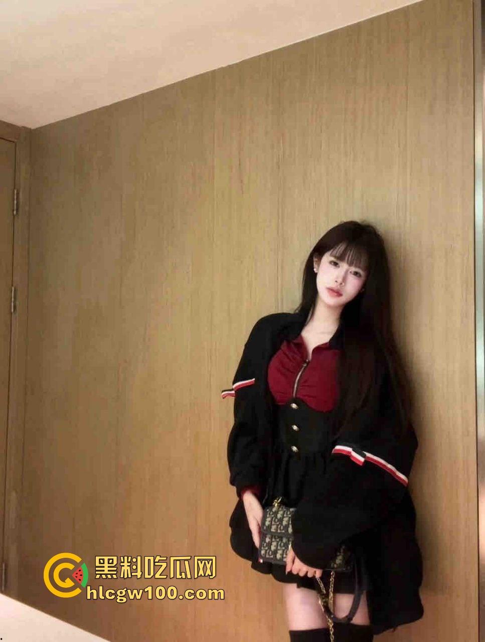 约美女出来直接迷晕灌醉,逼上滴蜡玩强制SM,大哥你是变态还是玩疯了,是真不怕进去吃牢饭?-1