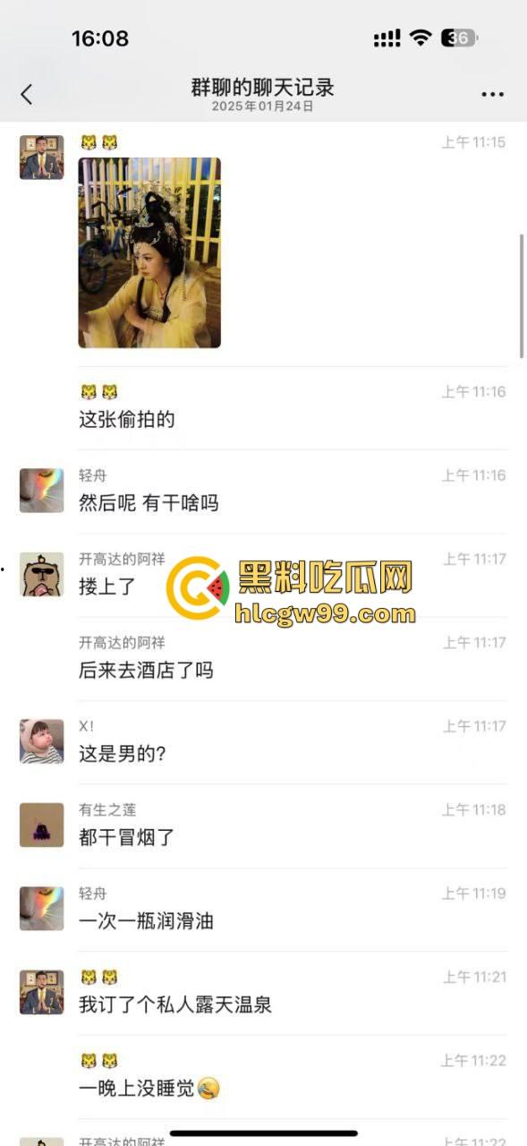 逆天老哥面基大屌萝莉,边爆菊边手淫,一夜大战酣畅淋漓,润滑油整整用了一瓶全见底,这画面太狠了!-6