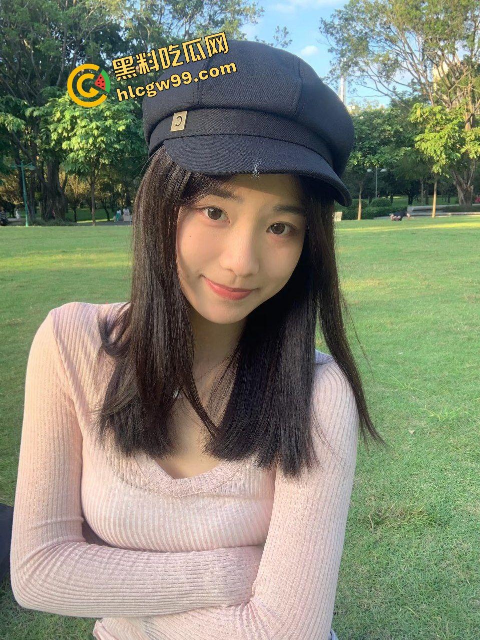 重金包养长沙清纯小蛮腰【许艺】调教成金爸专属小母狗，跪在地上全裸伺候沏茶品茗打游戏！遭曝光独家流出！-2