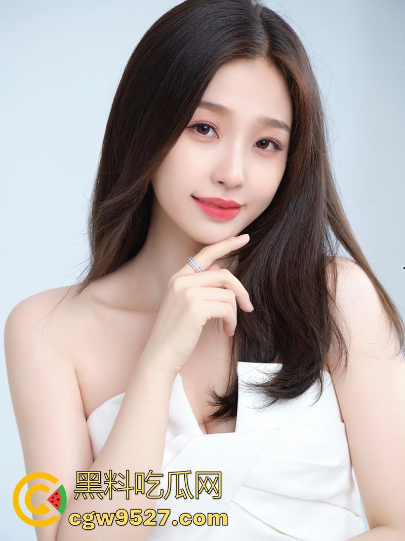 女星虞书欣私生活混乱,表面装可爱私下淫娃,为了角色爬上制片和导演的床,全裸视图流出曝光!-6