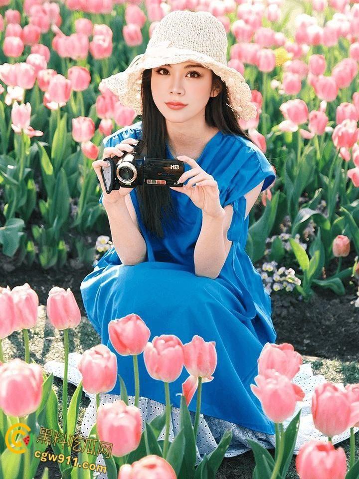 广东阳江纹身少妇【邢道伟】,高颜值尤物被炮友调教,蒙眼下腰撅臀后入,操的淫水滋滋作响 !-2