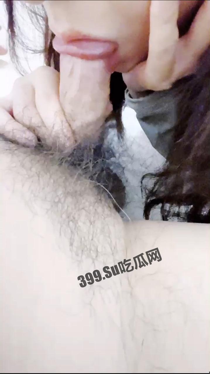 海角大神『强奸少妇邻居』爆款新作 - 在美女邻居儿子面前操他妈妈-4