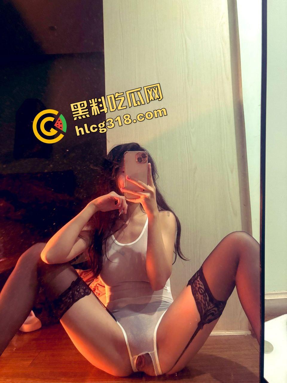 约了个妹子素颜确实能打,但一闭眼就换了个人,这骚逼到底被干过多少次?光看就有味儿!-5