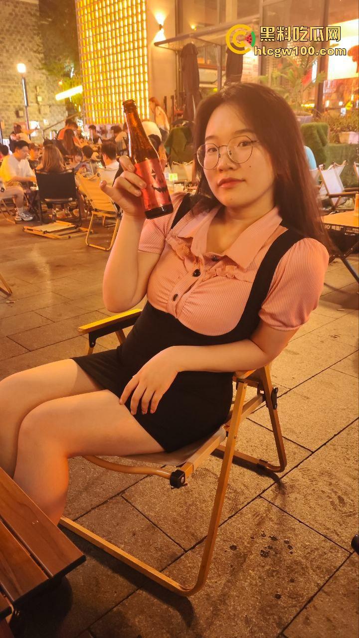 宜春学院法学骚母狗【彭云颢】丰乳肥臀百人斩,天天裸聊钓男大,玩转采阳补阴,骚穴永远不饱!-2