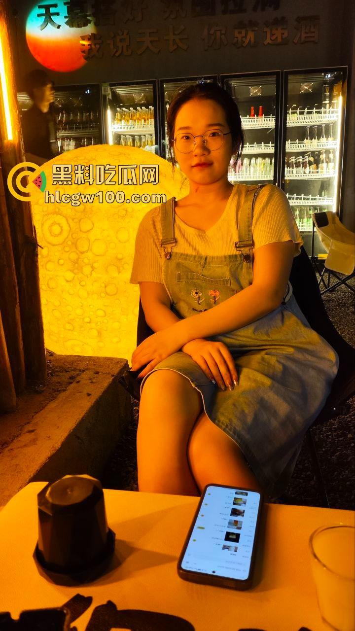 宜春学院法学骚母狗【彭云颢】丰乳肥臀百人斩,天天裸聊钓男大,玩转采阳补阴,骚穴永远不饱!-4