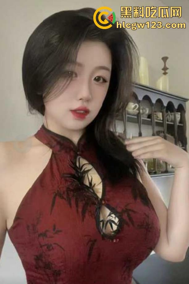 海角论坛【叔嫂乱伦 】大神民宿偷情旗袍肥美嫂子， 骚穴掰开求操 内射骚逼 对白堪比小电影！-1