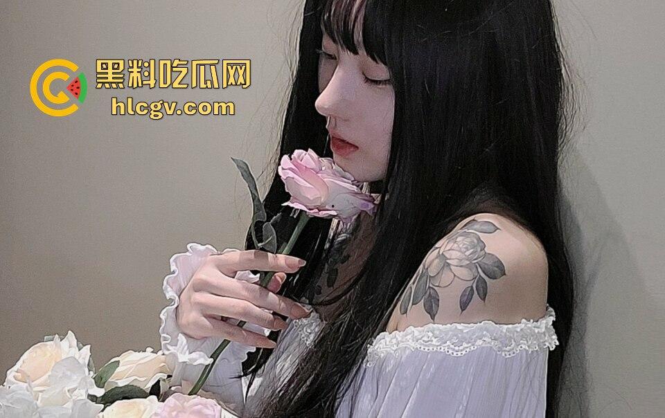 推特大奶女神【小淘气】自曝露脸口爆性爱自拍！高颜值嫩穴狂操输出，火辣到极限！-3