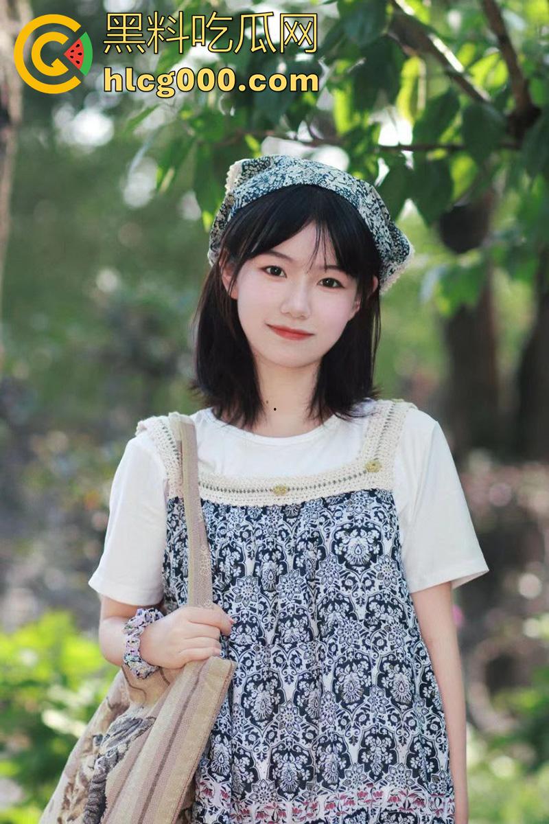 湖北宜宾公务员母狗【曾雪娇】,重度M喜欢被虐待爱吃精,经常被颜射后涂在脸上或者咽下去!-1