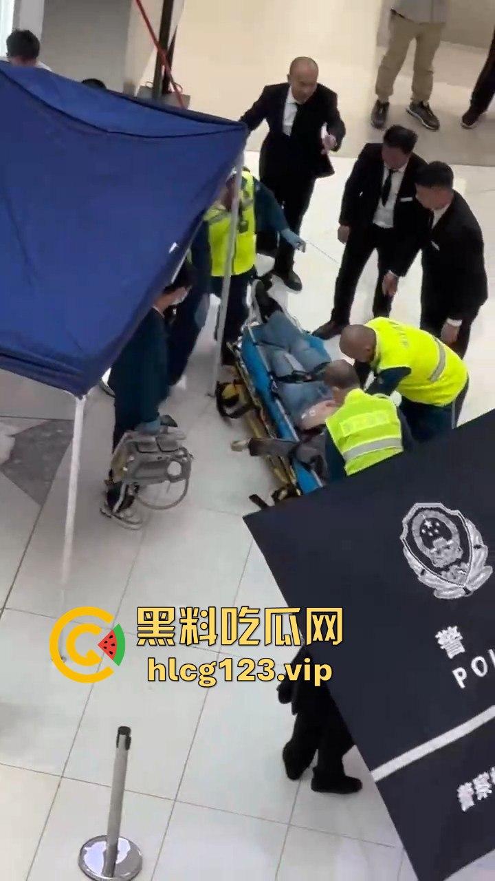 瓜友爆料来福士有人跳楼！重仓A股被套，心态崩溃直接选择跳楼！-7