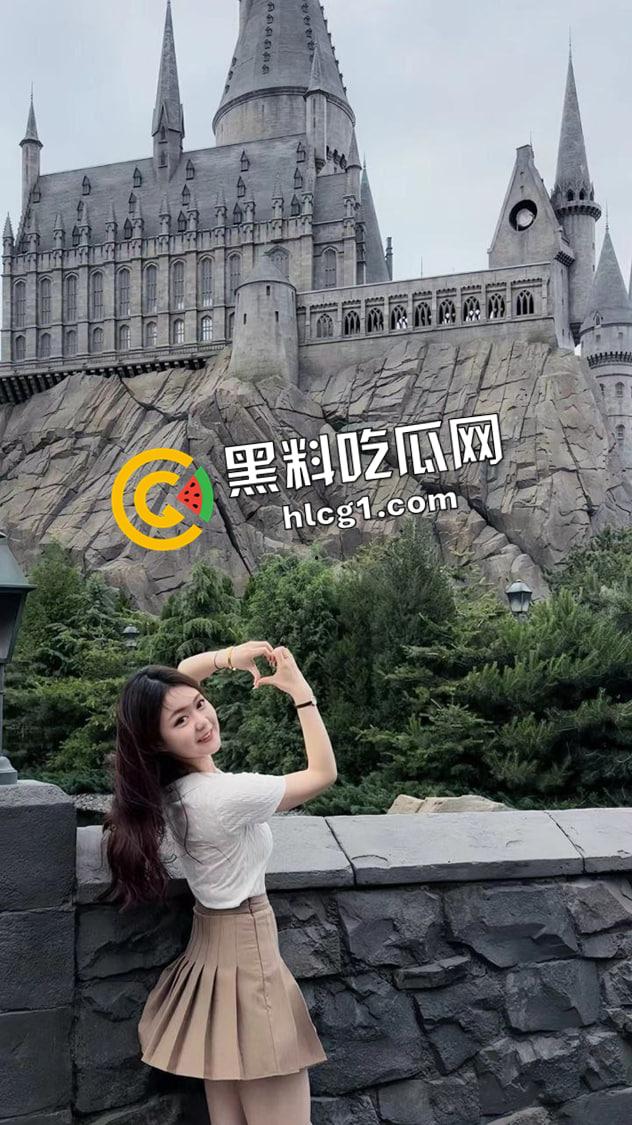 探花女主都能开？99年美女【李思瑶】下海 被实名吐槽大黑逼 我看这也不黑啊-6