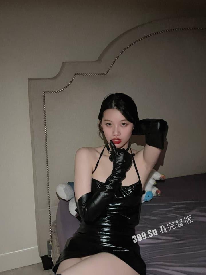 东北师范大学 王雨沫 极品反差婊 学美术拥有高颜值模特身材 被摄影师骗上床当母狗  调教视频流出-14