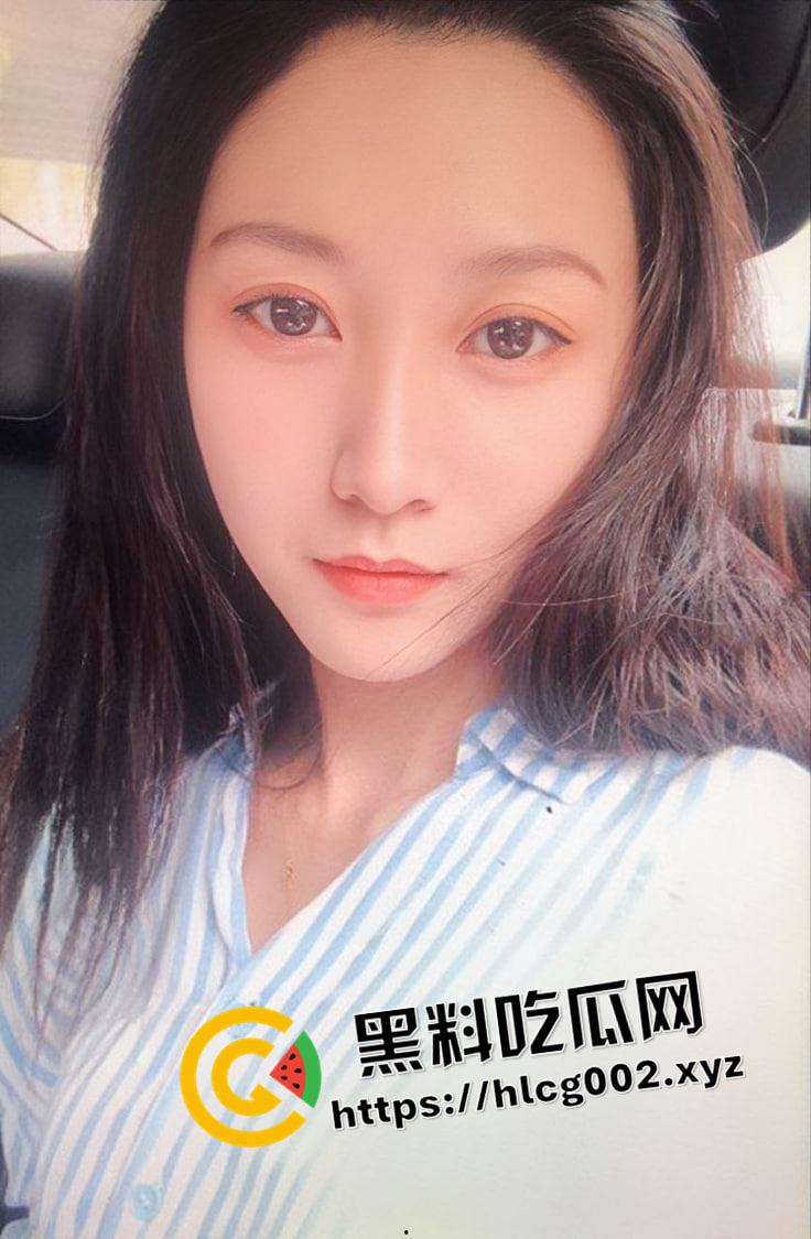 经典永流传！甜美少妇不为人知的一面 旺盛的黑森林下饱满的馒头逼 这才是良家的感觉-21