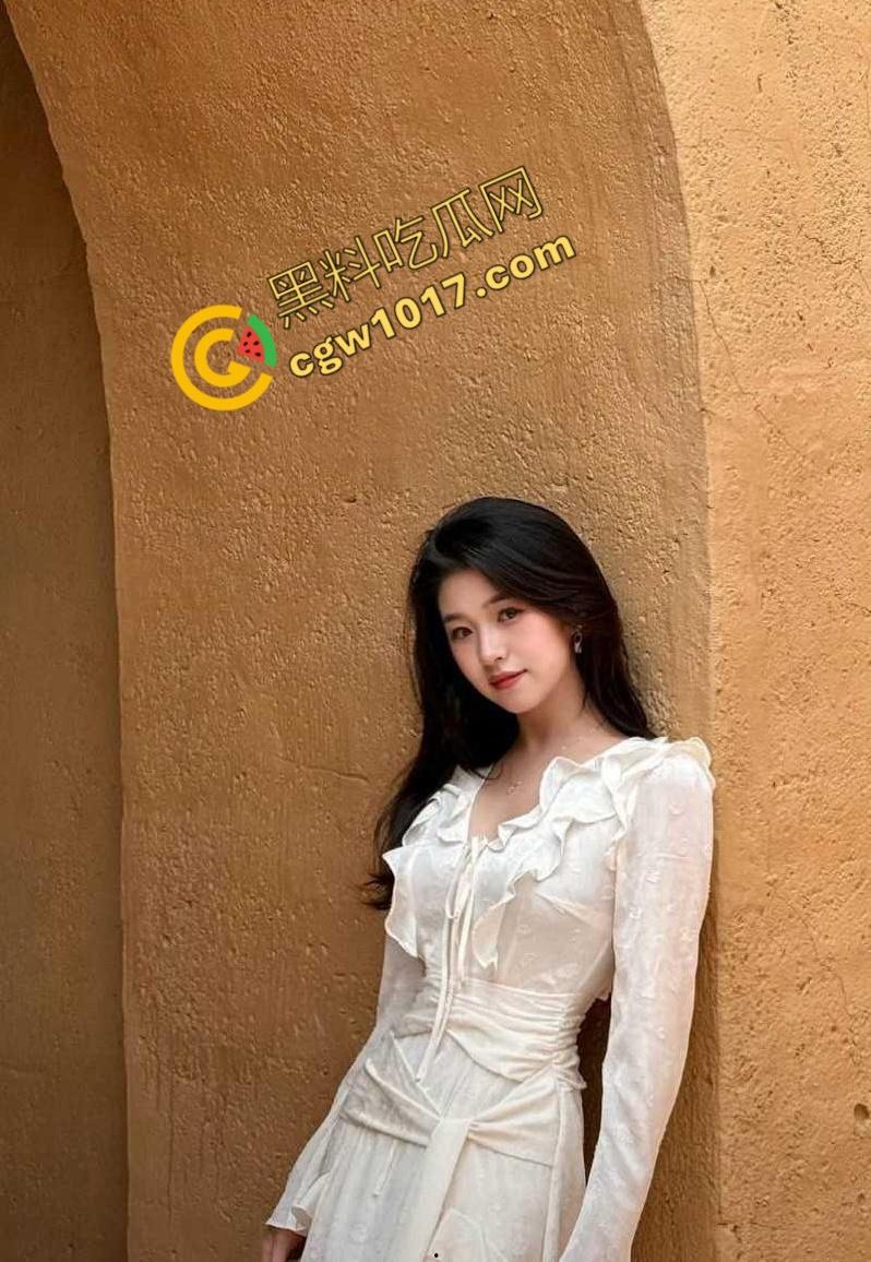 校园女神【王雪柠】翻车！清纯校花淫乱献身网剧圈，成为人尽皆知的饥渴淫娃，火辣娇躯震撼全校-3