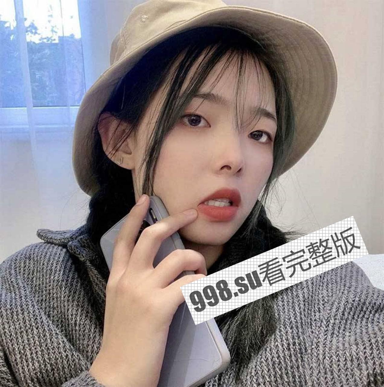 全网疯传 上海工商学院 李思颖 极品反差眼镜娘 大四学姐厕所吃鸡-7