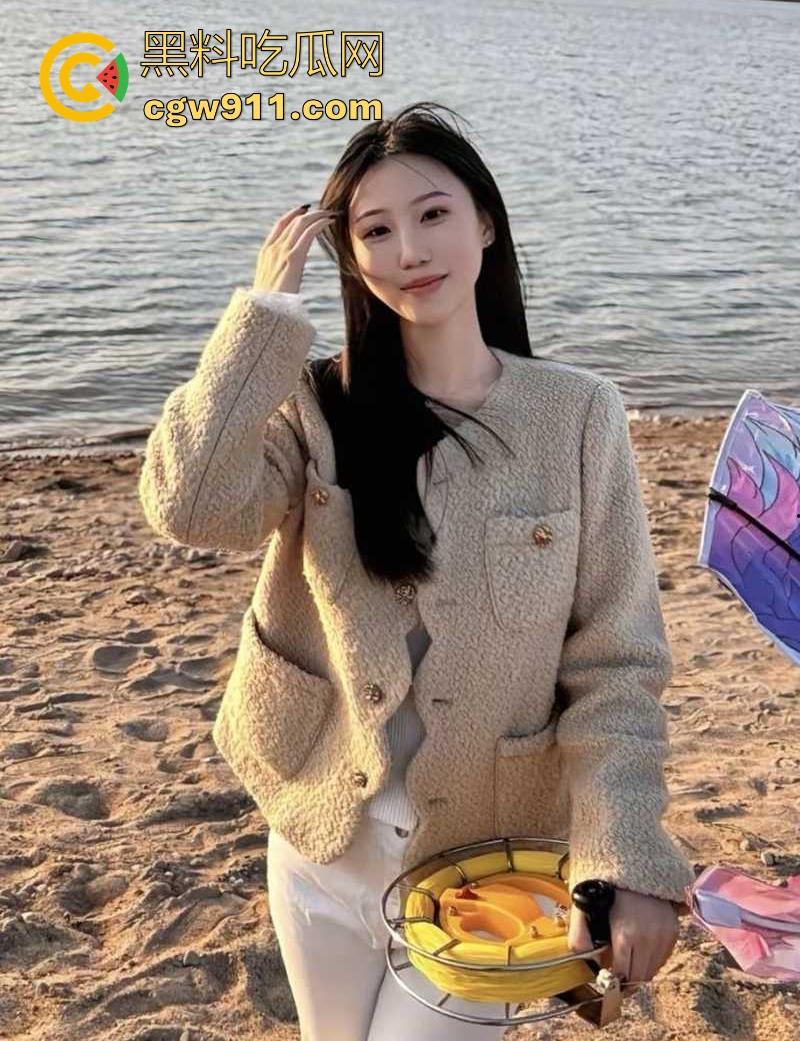 长沙理工校花【徐丽丽】约炮成瘾玩情趣调教,穿JK戴狗链被爆操颜射吞精,老淫贱了!-3