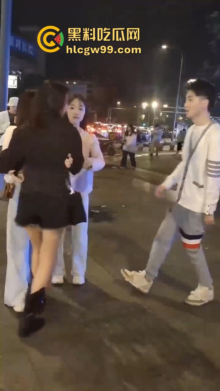 集美饭吃了东西买了酒喝了，最后一句我要跟闺蜜回家？兄弟直接西格玛男人觉醒，这到嘴得鸭子还能飞了？-5