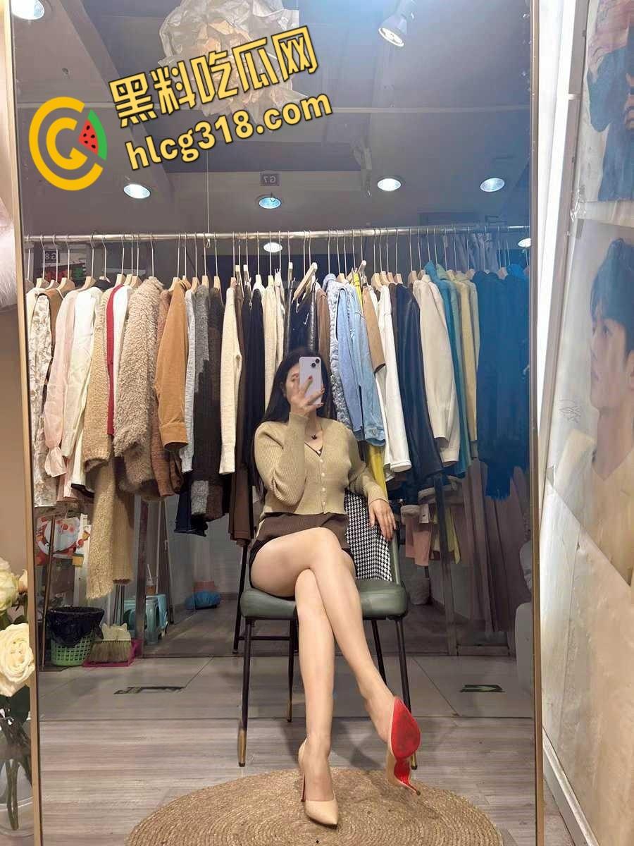 万人疯求 ! 185大屌运动员【Vissstaaaas】，约炮极品大长腿御姐，镜前爆操高颜黑丝高跟女神 !-2