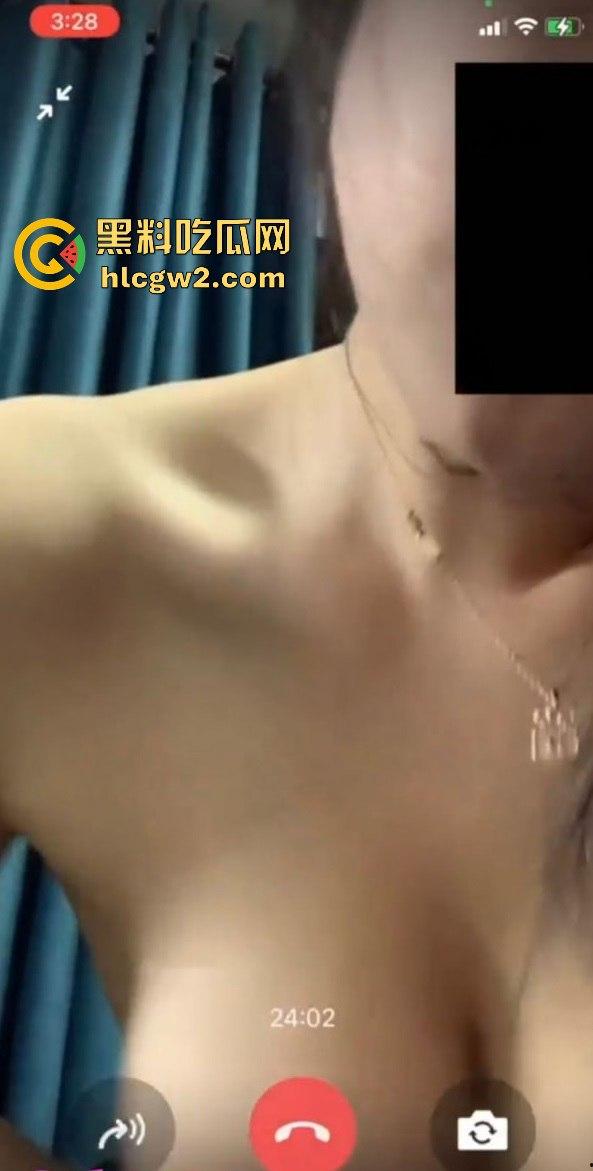 自以为是公主，其实只是宠物！巨乳网红【小小翠翠花】与榜一大哥1对1被玩腻后惨遭曝光！独家曝光！-9