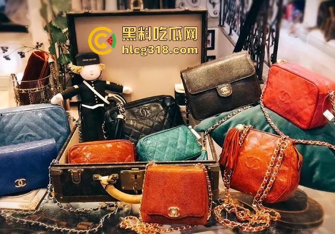 上海美女官员【金英丽】表面是人民爱戴的副主任，私下确是淫乱女魔头，随身携带安全套，随时能做爱！-10