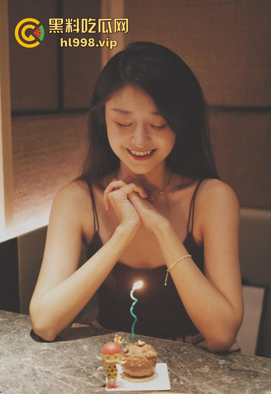 瓜友分享：福建莆田28岁已婚少妇【李茹】饥渴难耐，开房骑到鸡巴快坐断！-3