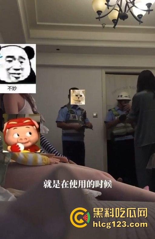 男子体验仿真人娃娃，直接泰迪附体！疯狂抽插把娃娃干穿了，店主要求赔偿不成还报警！-2