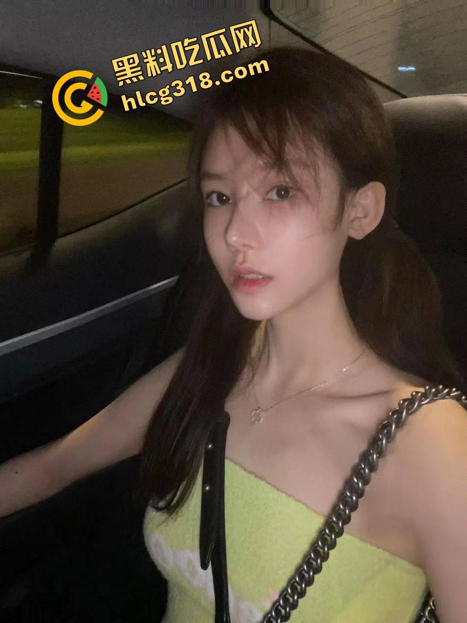 酒店财务黑丝姐姐斗地主玩到一半被约厕爆操，无套直捣深处揉穴揉到喷尿，不需要润滑油骚货就是不一样！-7