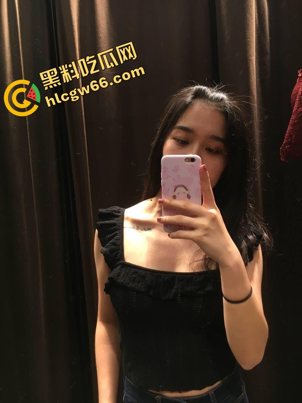 黄山技校反差骚妹【李丹尼】酒店黑丝口交全程曝光，大鲍鱼开发成通道，开房爽到喷水！-6