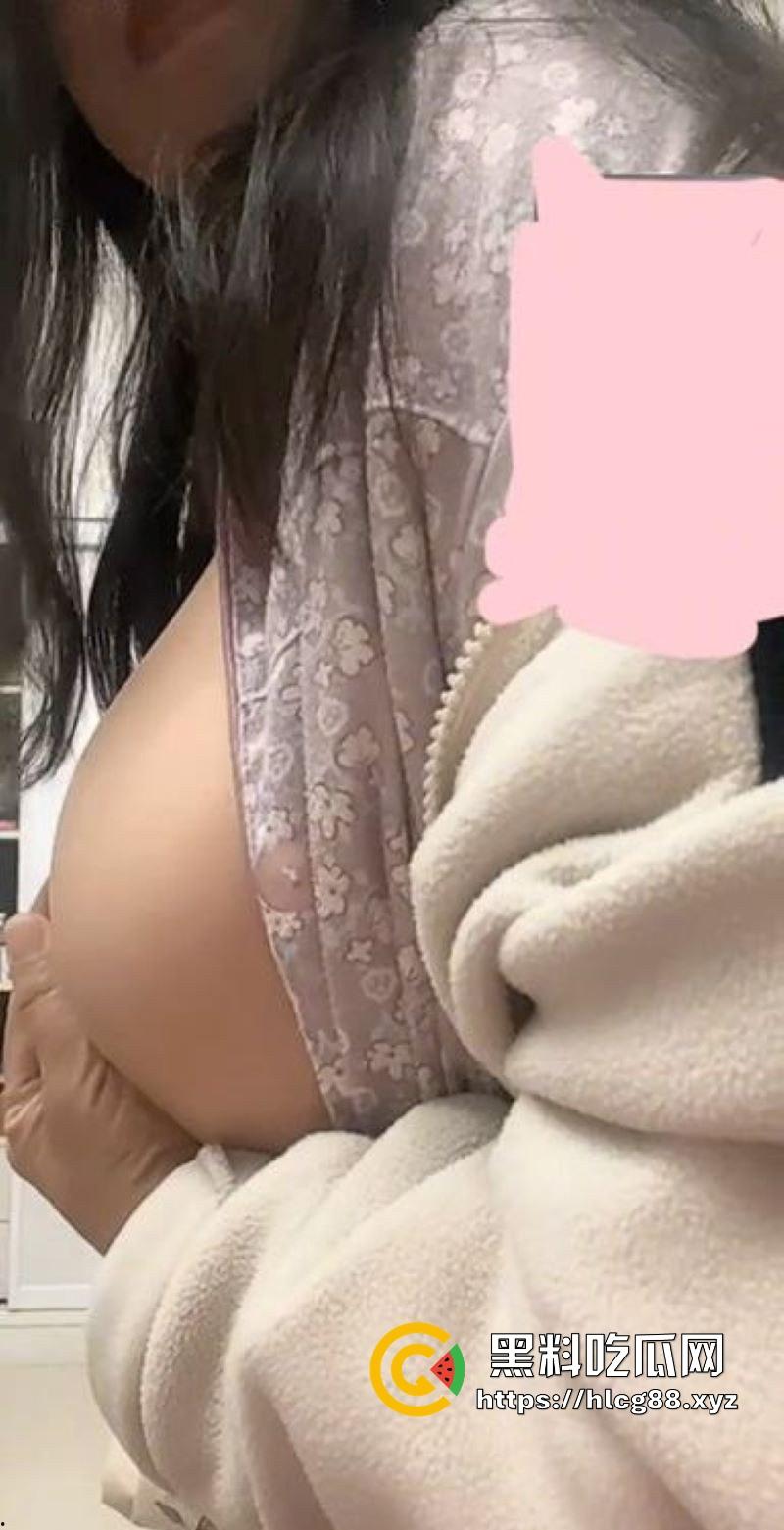 抖音网红少妇【肉肉老师】福利视频流出 体态风骚韵味十足 巨乳肥臀极具诱惑！-9