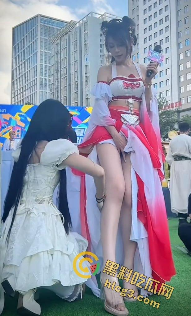 B站UP主羊小雪 B站擦边名媛UP主羊小雪船长微信福利流出-4