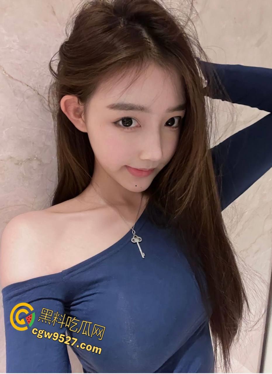 调教妹妹的第一步，用买裙子的名义，忽悠妹妹给我打飞机和口交，妹妹害羞的不敢动，任我玩弄双马尾 !-3