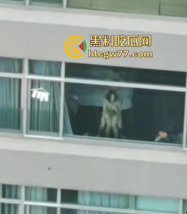 狗男女不拉窗帘激情性爱 窗前站立打桩爆操 全过程被对面楼瓜友偷拍记录！-3