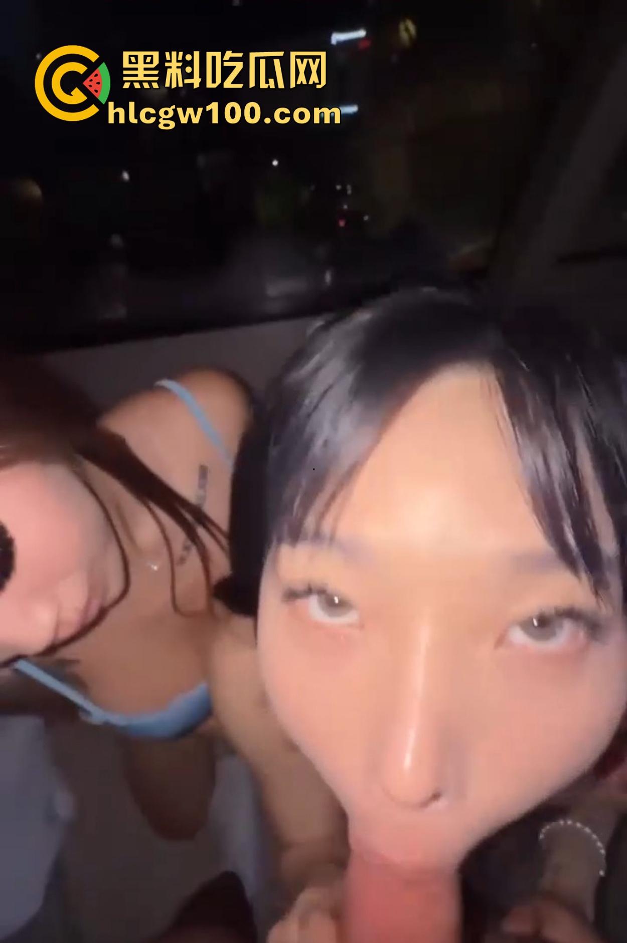 高颜值韩国尤物Elle Lee和闺蜜亚裔酒店双人舔洋大屌，轮流口交舔到拉丝，洋大屌享受帝王级服务！-8