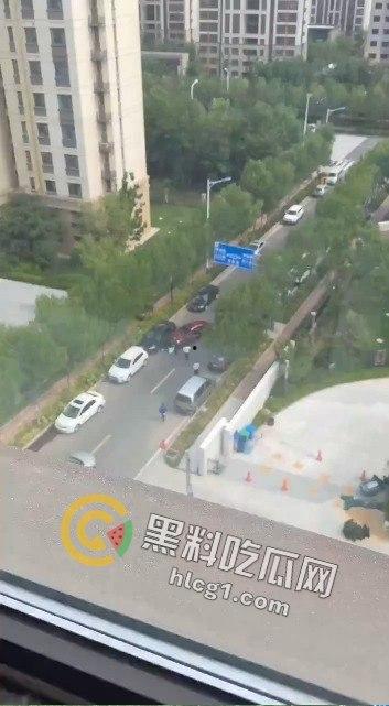 山东东营丈夫持斧砍伤妻子及两孩子后畏罪自杀，7月11日通报引发热议-3