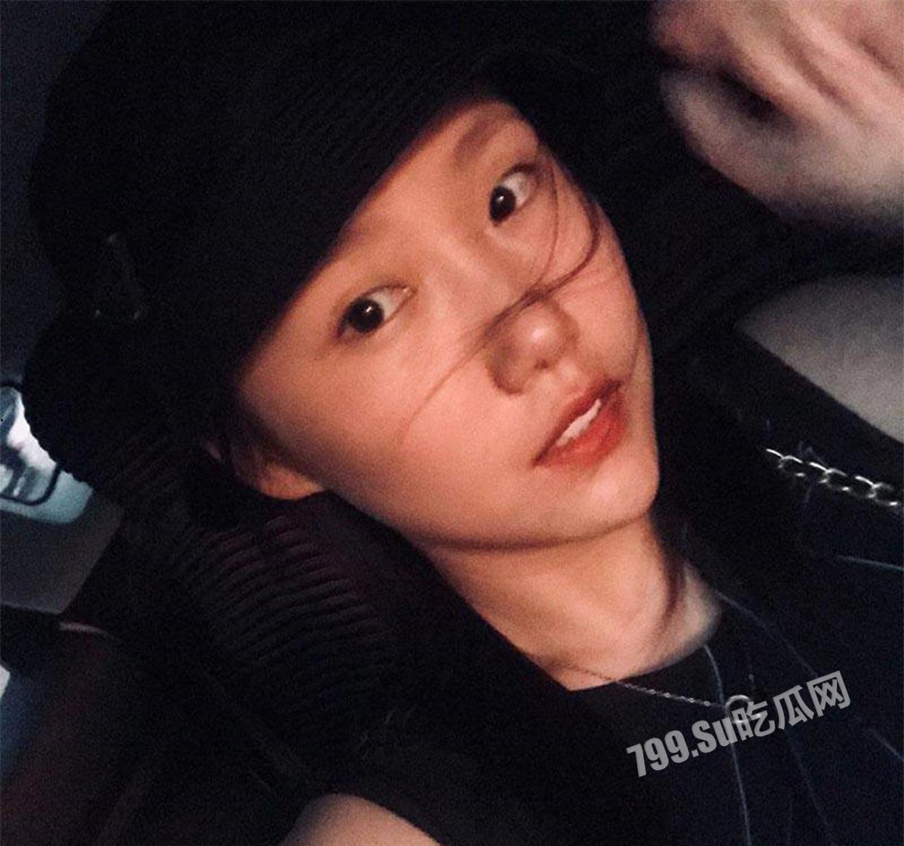 云盘泄密！超高颜值反差巨乳良家少妇 完美露脸与老公自拍啪啪视频泄漏 恬静的外表下隐藏着一颗淫荡的心-10