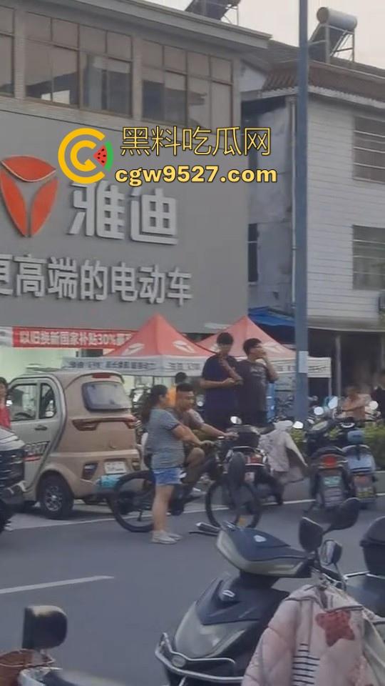 又一资金盘爆雷!江苏泰州冯苏鹰老板,骗走了几百个老年人一辈子的养老钱,最嘲讽的是旁边就是市场监管局!-2