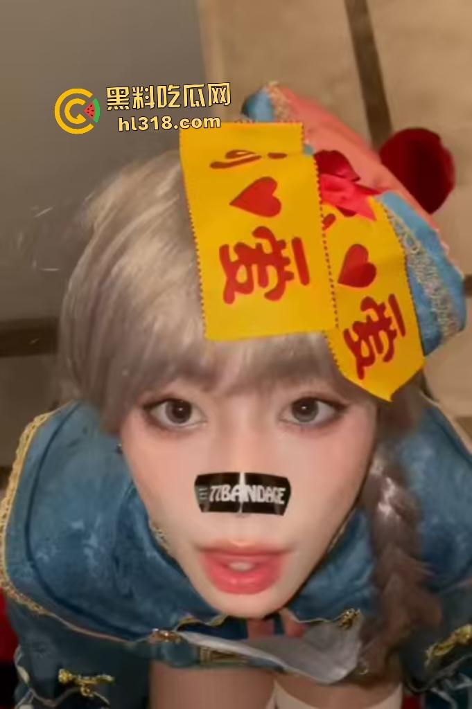 万圣节小僵尸被道士爸爸爆操，Q弹蜜桃臀被各种姿势猛操，最后内射僵尸，会不会生出僵尸小宝宝？-1