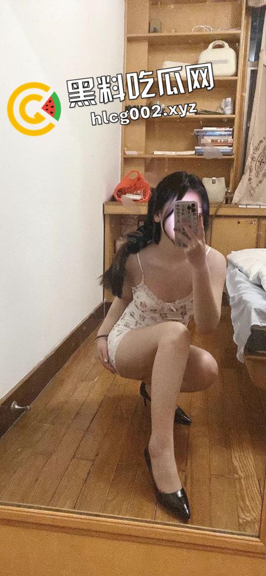 我的反差英语老师！山东聊城大专师生禁忌之恋  白丝美乳的老师把学生榨干 浪叫响彻云霄-5