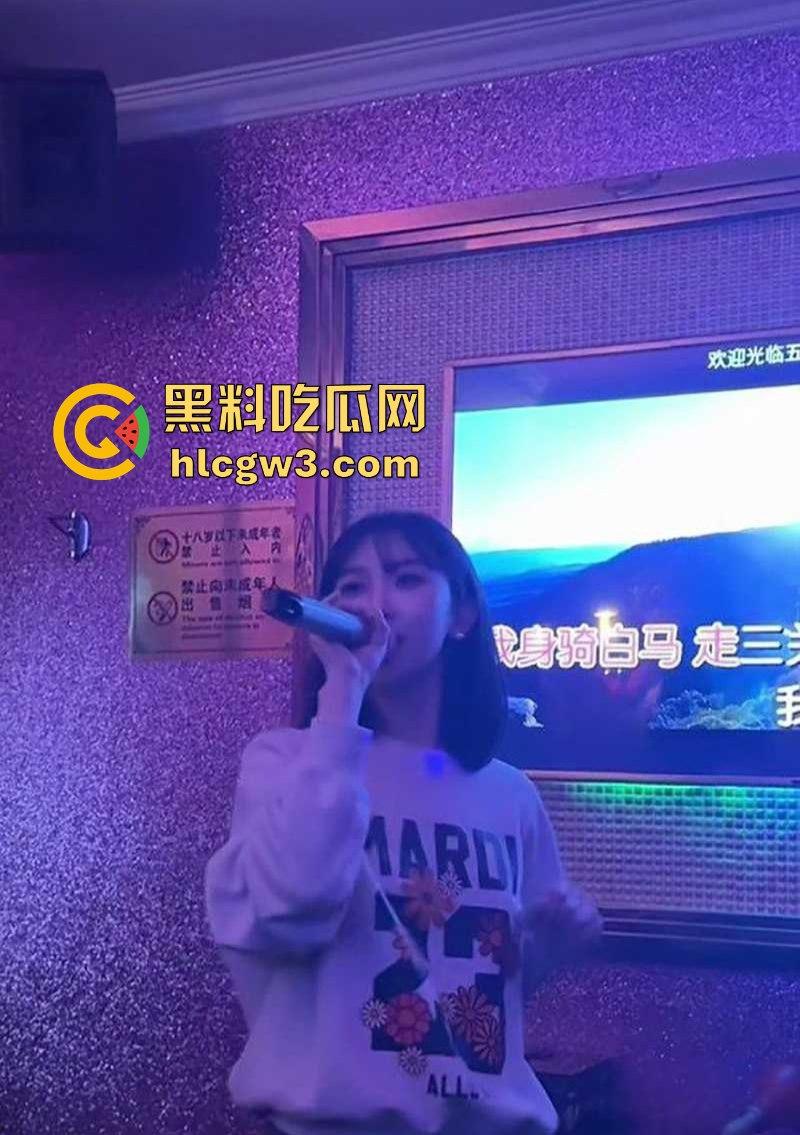 白富美前女友操作太绝 跟男模嗨出孩子，分手半年找前任接盘，还敢要求孩子随小仙女姓，这就是接球入赘？-11