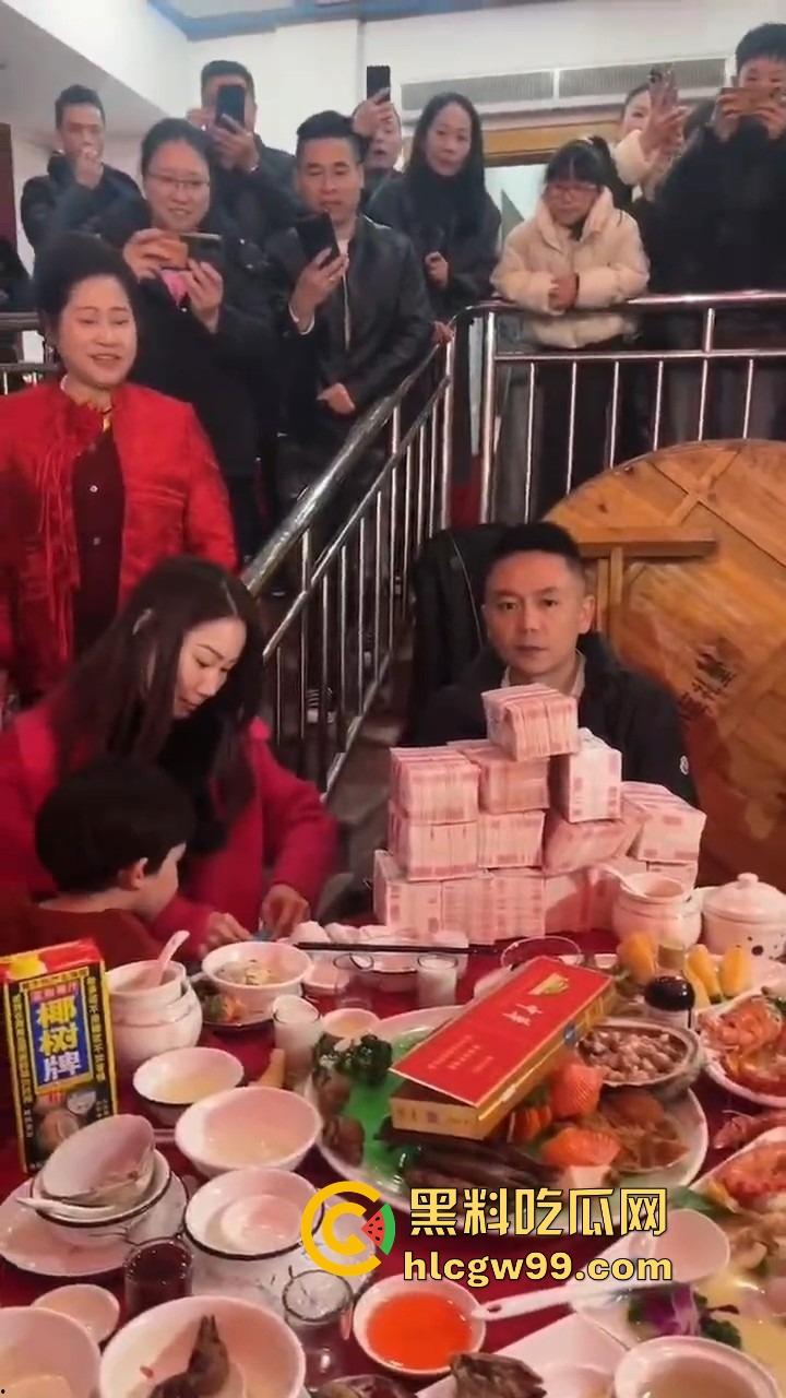 福建长乐豪横彩礼！弟弟结婚，姐姐姐夫随手见面礼138万带一套房，这样的亲戚给我来一打！-10