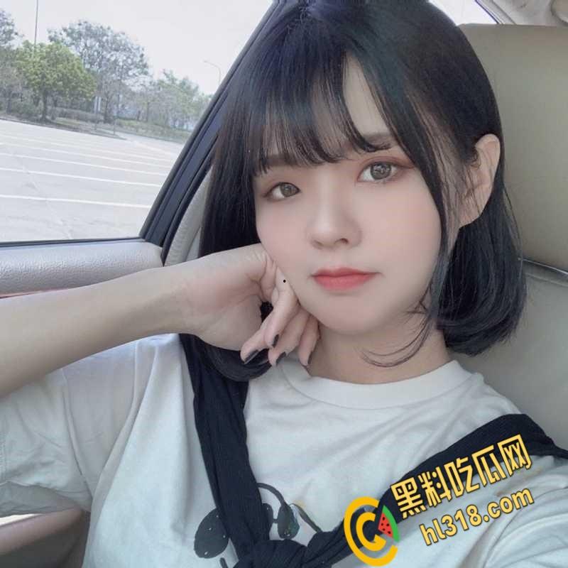 极品大奶反差女，白嫩巨乳脱衣裸舞，假屌抽插嫩穴娇喘连连，渴望的眼神想要大屌操死她 !-1