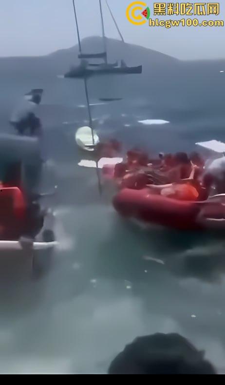 紧急！33 名中国游客在普吉岛遭遇惊魂一幕，所乘游艇进水沉没，形势危急-4