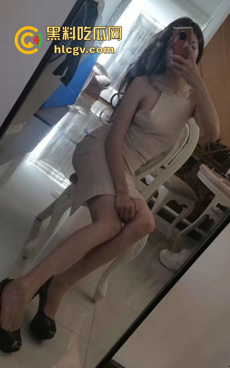 瓜友爆料济南骚人妻【范纯熙】偷吃！老公出差，她急喊人上门草骚逼，一天不日就难受！-24